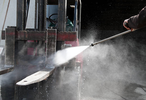 Pressure Washing Services for Businesses